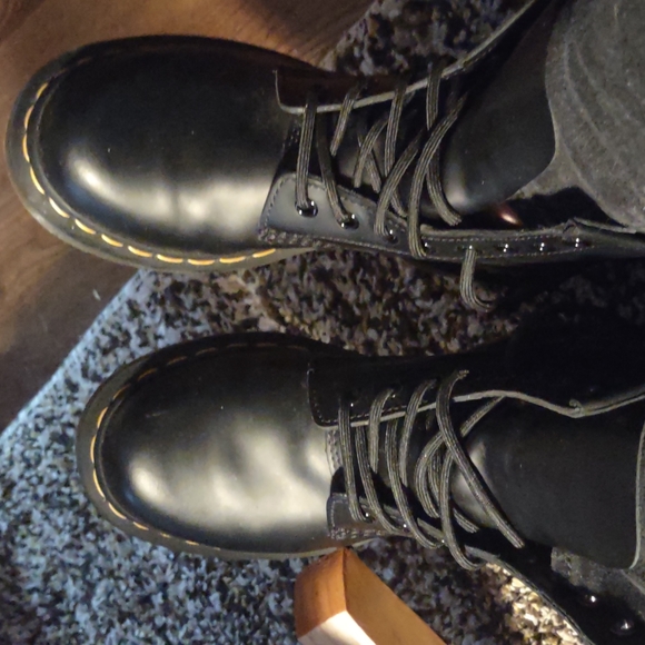 Dr. Marten 1460 Boots - Picture 7 of 7
